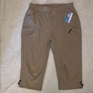 Flewolch Khaki Cargo Cropped Pants size XL